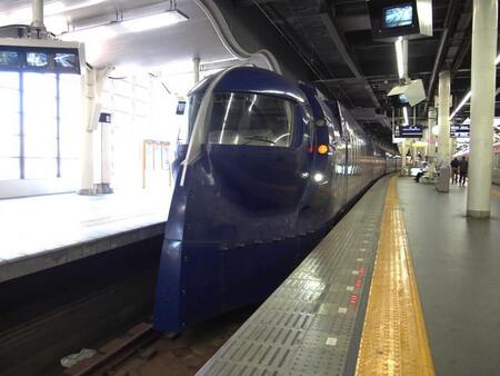 現行の空港特急「ラピート」