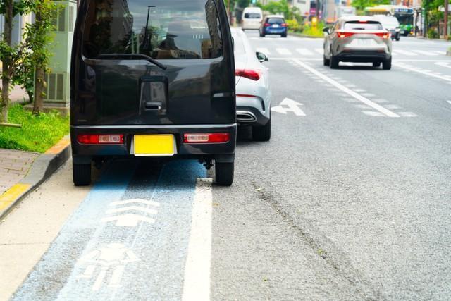 路上駐車に「危険を感じた」ドライバーは約8割　※画像はイメージです（photoAC）