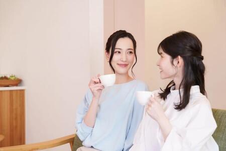 ママ友に話を聞いてもらえるとリフレッシュできる　※画像はイメージです（polkadot/stock.adobe.com）