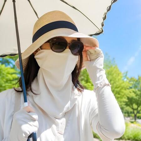 日焼け対策をする女性　※画像はAIが生成したイメージです（snow-aiai/stock.adobe.com）