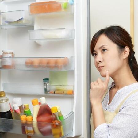 冷蔵庫と冷凍庫の収納のコツってなんで違いがあるの？　※画像はイメージです（Beruta/photoAC）