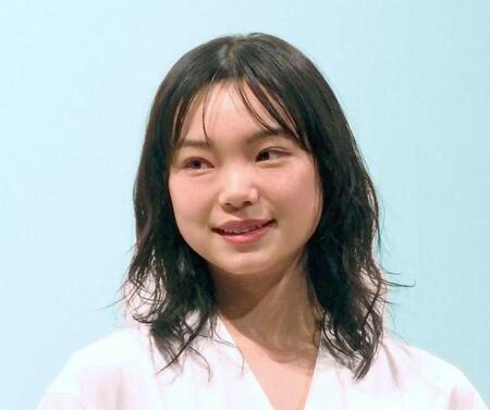 俳優の古川琴音さん