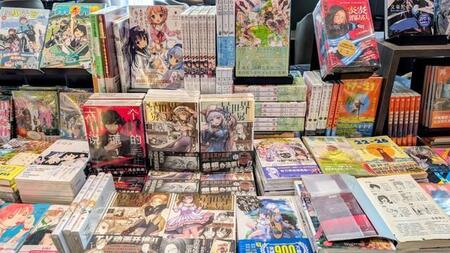 日本の漫画の翻訳版が盛りだくさん（Lillianさん提供）