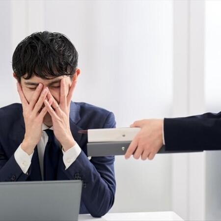 仕事をうまく断れない…　※画像はイメージです（まぽ/photoAC）