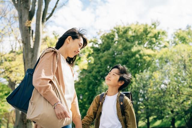成長とともに変わる子どもへの支援※画像はイメージです（buritora/stock.adobe.com）