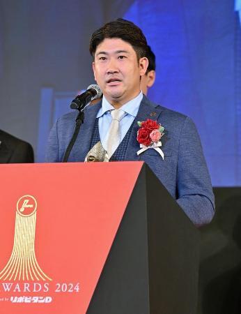 　菅野智之投手＝１１月