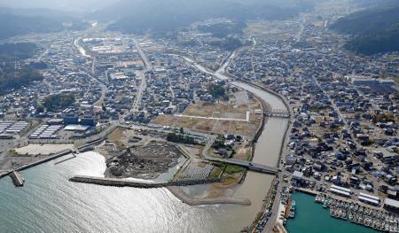 　石川県輪島市の中心部＝２０２５年１１月（共同通信社ヘリから）