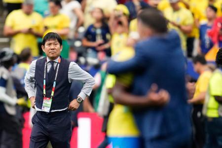 　ブラジルに敗れ厳しい表情を見せる森保監督＝ヒューストン（共同）
