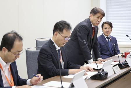 　こども家庭庁で開かれた有識者会議＝３０日午後、東京・霞が関