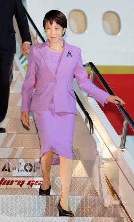 　国連総会に出席するため、米ニューヨークに到着した高市首相＝２１日（共同）