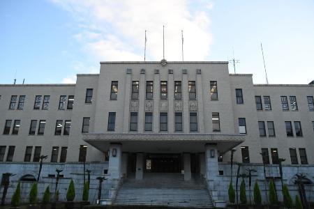 富山県職員、盗撮疑いで逮捕　５５歳主幹、ＡＮＡから出向