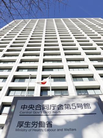 ギャンブル依存１・７％　厚労省２３年度調査、４０代最多