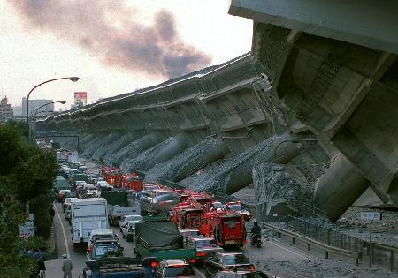 国内の観測点、１０倍超に　阪神の震災３０年で特設ＨＰ