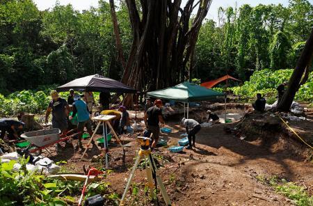 ペリリュー島の遺骨収集加速へ　集団埋葬地で新たに１２柱