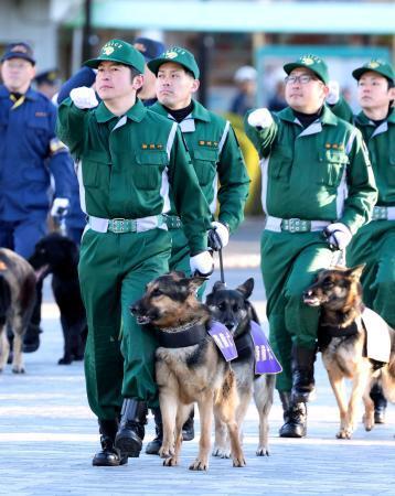 警視庁が年頭部隊出動訓練　総監「団結し、任務に最善を」