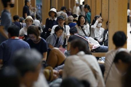 交通運休時の代替策確認求める 大規模地震想定の政府指針案