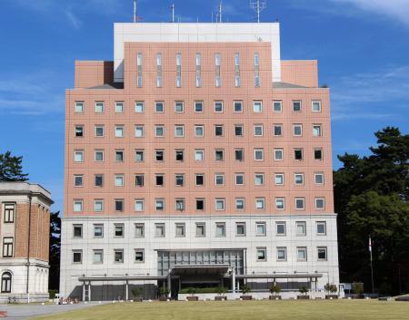 群馬県警巡査がネット賭博疑い　減給の懲戒処分、書類送検