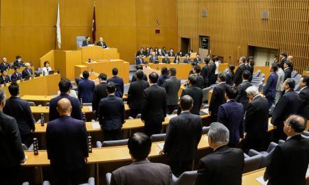 広島、非核三原則堅持へ意見書　県議会が首相の見直しに異議