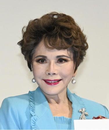 　デヴィ・スカルノ氏