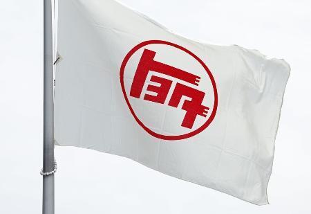 プリウス２４万台リコール　後部ドアスイッチに問題