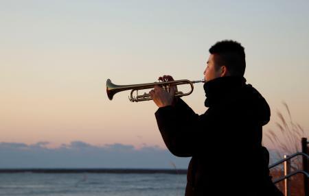 被災した各地で祈り、寂しさ今も　「前に進むしかない」