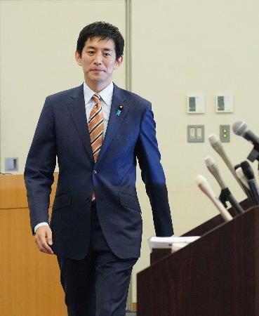 小林鷹之氏、愛称「コバホーク」　保守層受け皿に急浮上