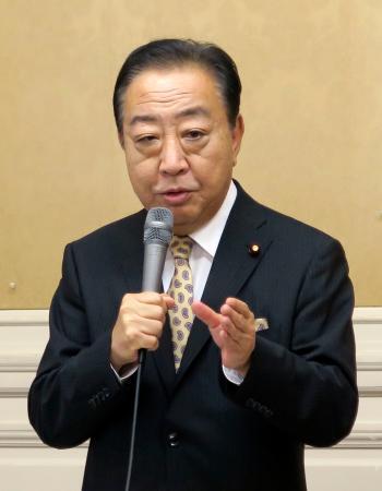 　立憲民主党の会合であいさつする野田代表＝１日午前１１時３０分ごろ、国会