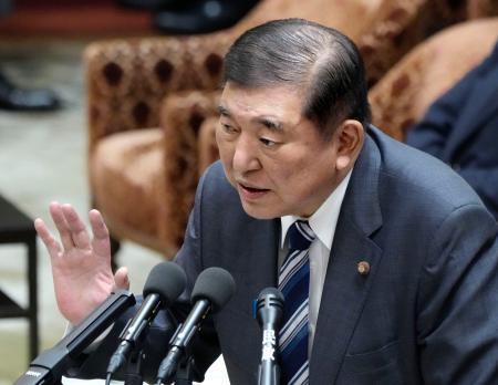 首相、対米交渉「関税より投資」　国内産業保護も、衆院予算委