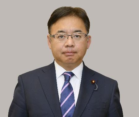 　上野賢一郎厚生労働相