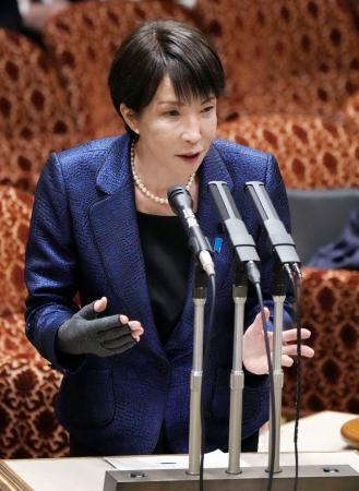 　参院予算委で答弁する高市首相＝１８日午後