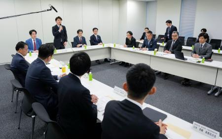 　国会内で開かれた選挙運動に関する与野党の協議会＝１日午後