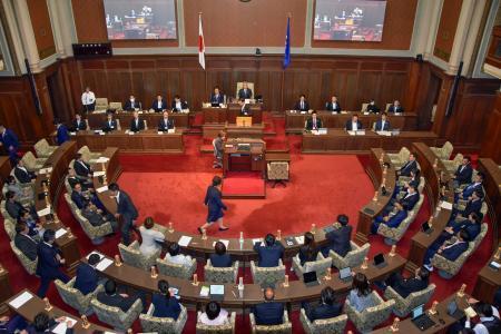 　大阪府議会＝２０２５年５月