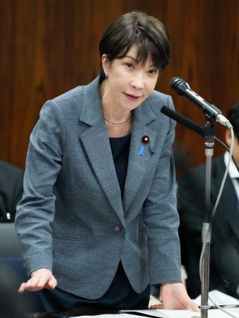 　参院法務委で答弁する高市首相＝１６日午後