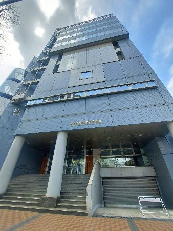 　共産党本部が入るビル＝東京都渋谷区