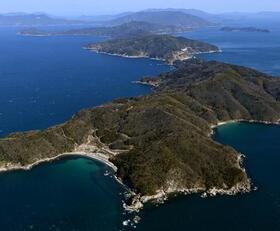 　中国電力が使用済み核燃料中間貯蔵施設の建設を計画している山口県上関町の長島＝１８日