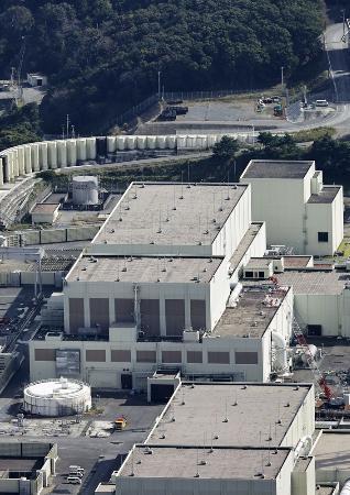 　宮城県の東北電力女川原発２号機