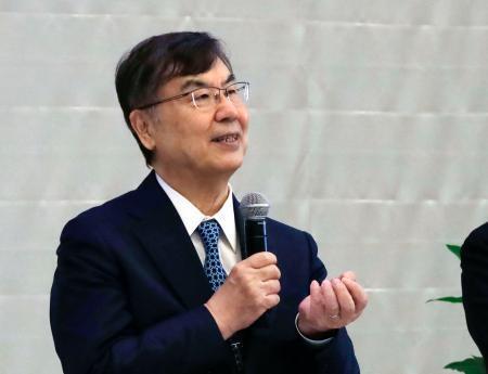 　東京都内で開かれたシンポジウムで話す大阪大の坂口志文特任教授＝２１日午後