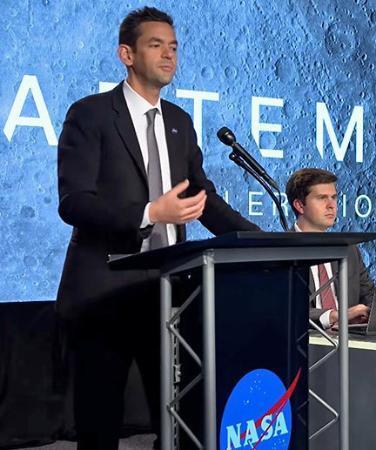 　記者会見するＮＡＳＡのアイザックマン長官＝２３日、米フロリダ州（ＮＡＳＡの中継から・共同）