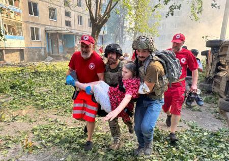 ロシア攻撃、子どもら５人死亡　４０人負傷、ウクライナ東部