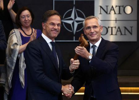 ＮＡＴＯ、ルッテ事務総長が就任　対ロシア抑止力強化が課題