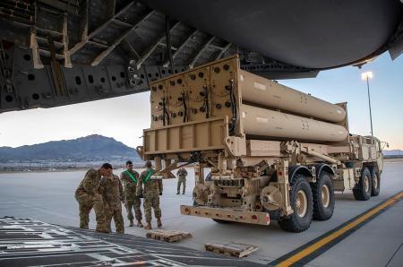 　米軍の迎撃システム「高高度防衛ミサイル（ＴＨＡＡＤ）」の発射台＝２０１９年２月、米テキサス州（米空軍提供・ＡＰ＝共同）