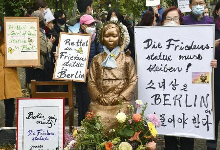 独の少女像撤去、差し止め求める　設置の韓国系市民団体