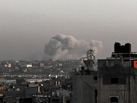 　イスラエル軍が攻撃したガザ最南部＝２１日（ゲッティ＝共同）