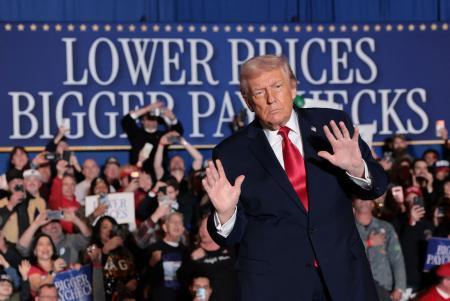 米、中間選挙へ運動本格化 トランプ氏、実績アピール