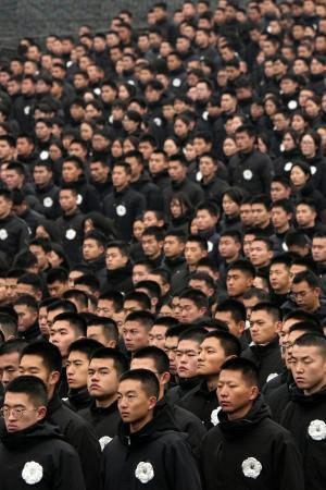 南京で「大虐殺」追悼式典 中国、抗日戦争勝利80年