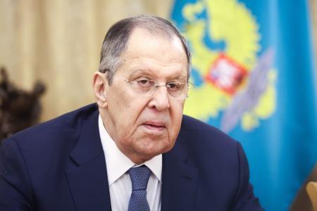 高市早苗政権「軍事化を加速」　ロシア外相、台湾巡り中国支持