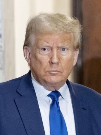 1週間前、電話で「投降」要求 トランプ氏、ベネズエラ大統領に