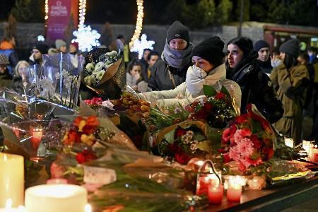 スイス火災、負傷者にも邦人なし　死傷者全員を特定、大半は若者