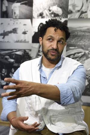 　東京都内で取材に応じる国境なき医師団（ＭＳＦ）のジャビド・アブデルモネイム会長