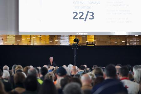 ベルギー同時テロから１０年　空港、地下鉄駅で追悼行事